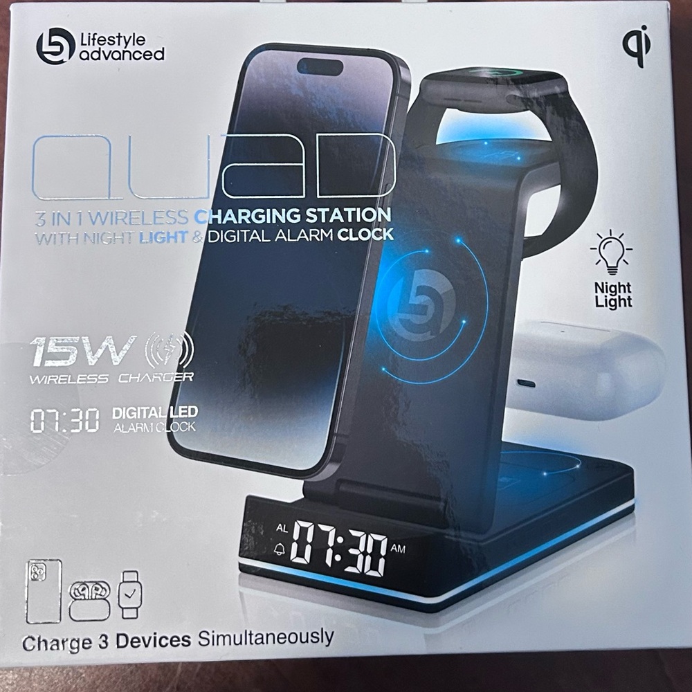 Lifestyle advance quad wireless 3&1 charging station,night light,digital alarm